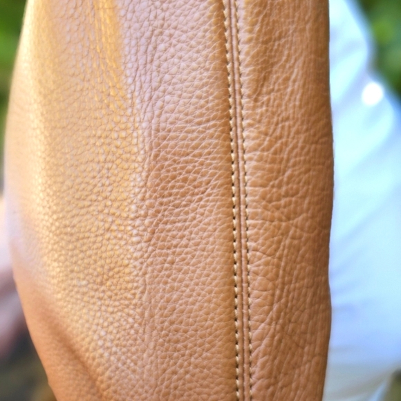 MICHAEL KORS Cognac Brown Pebbled Leather Gold Chain Handle Shoulder Bag EUC - Picture 4 of 6